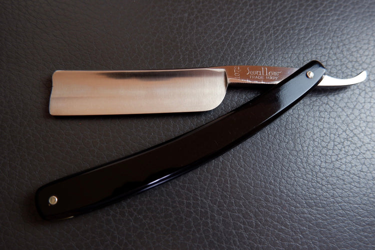 NOS (Tanifuji) Swallow silver steel vintage Japanese straight razor